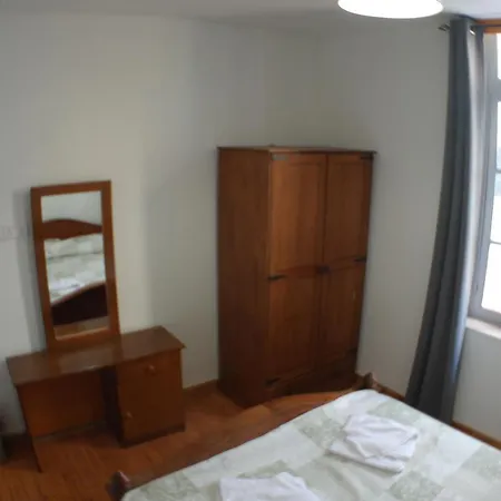 Harrys Πανσιόν Λάρνακα