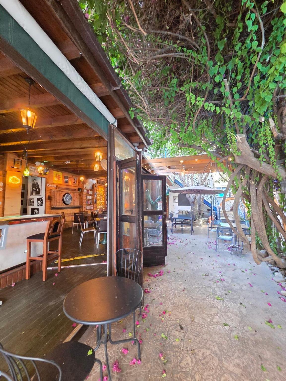 Guest house Harrys Inn Larnaca, Cyprus - book now, 2026 prices